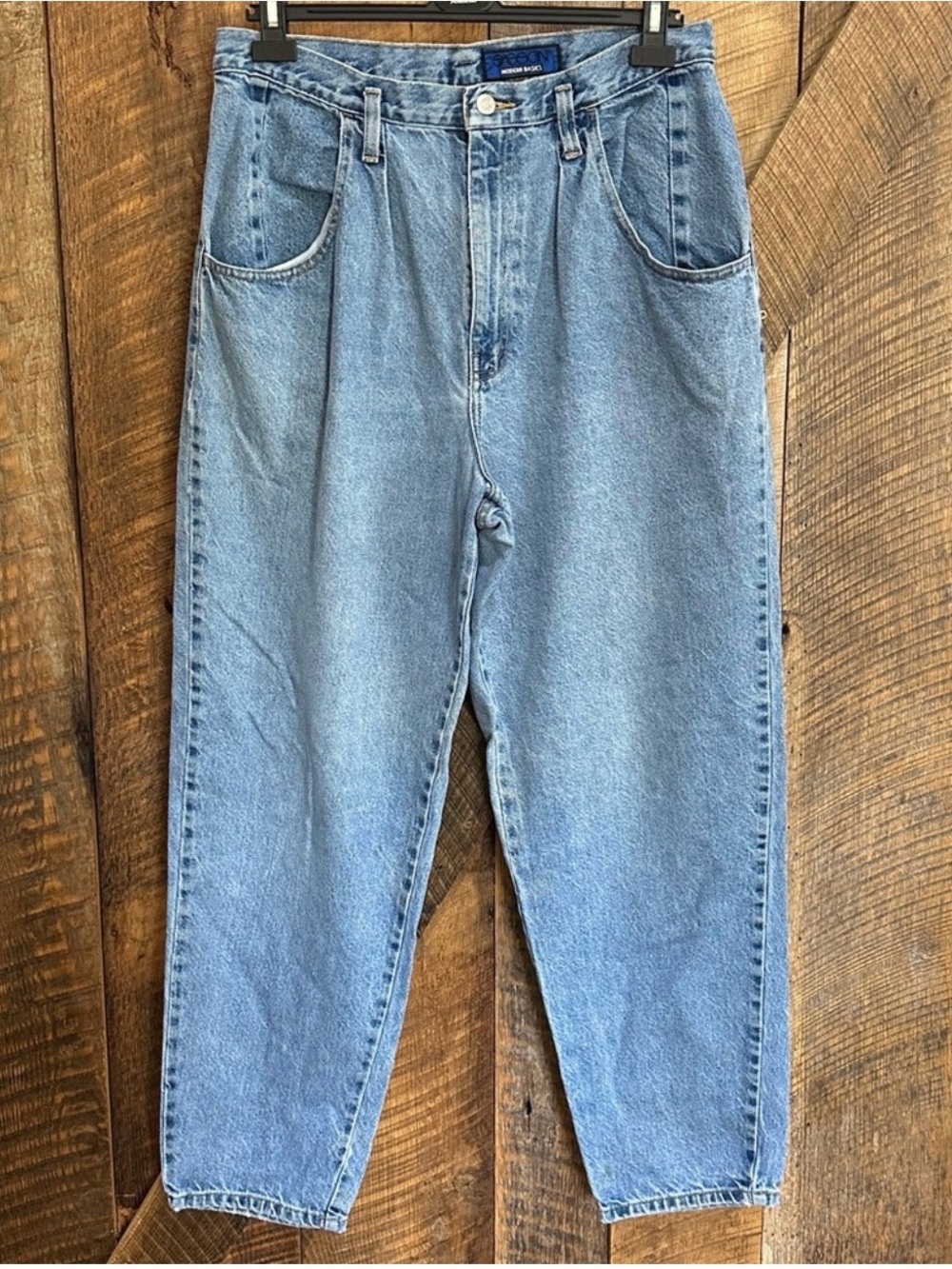 Vintage Women’s Sasson Modern Basics Jeans High Waist Faded Pleated Size 18 C11